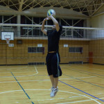 ジャンプしてボールから目を離さない